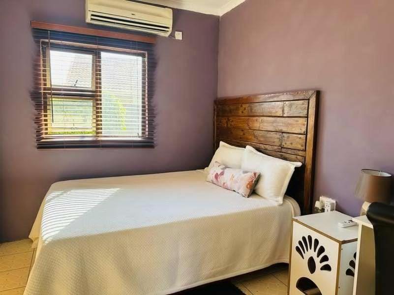 Birdville Bnb Guest House ハボローネ エクステリア 写真