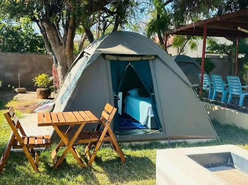 Birdville Bnb Guest House ハボローネ エクステリア 写真